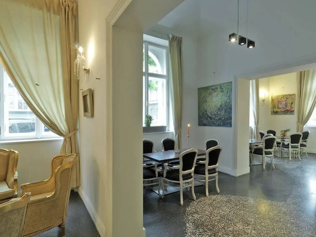 Hotel Assenzio Prague