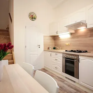 Family Duplex On Wenceslas Square Apartamento