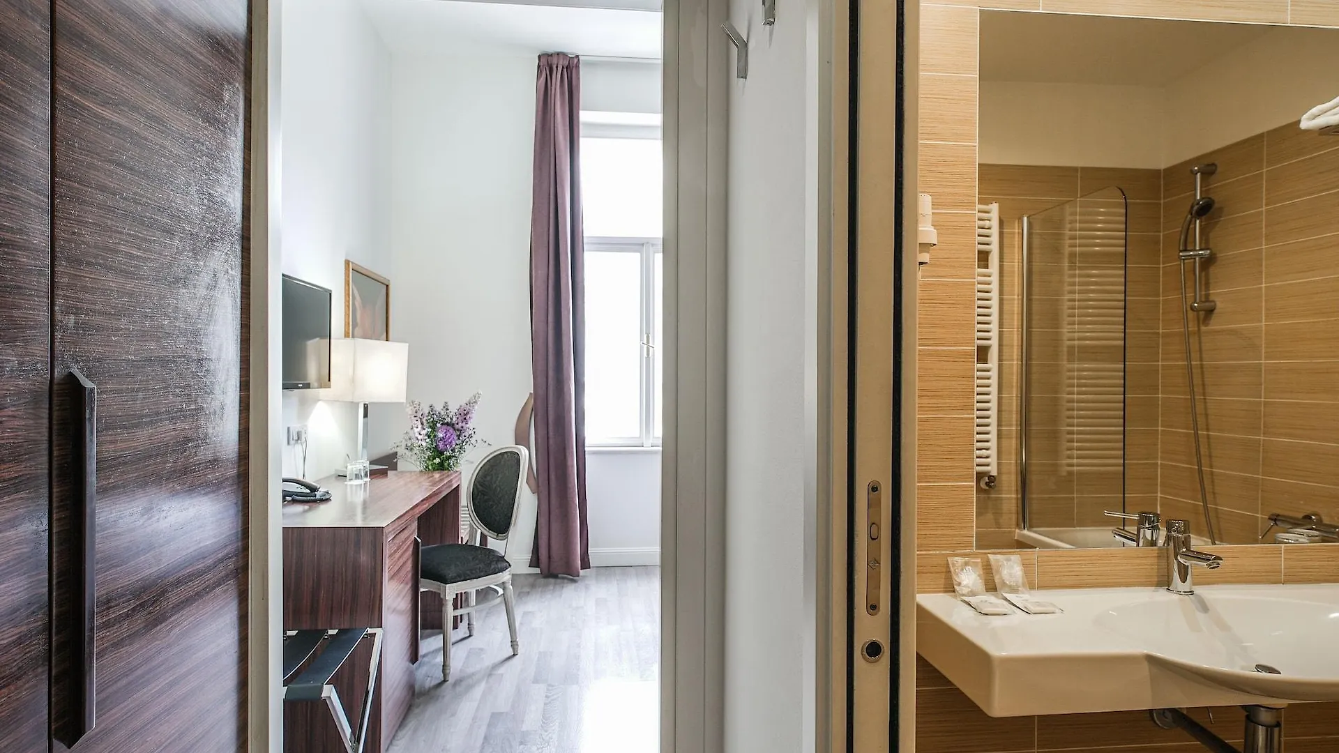 Hotel Assenzio Praga 4*,  Repubblica Ceca