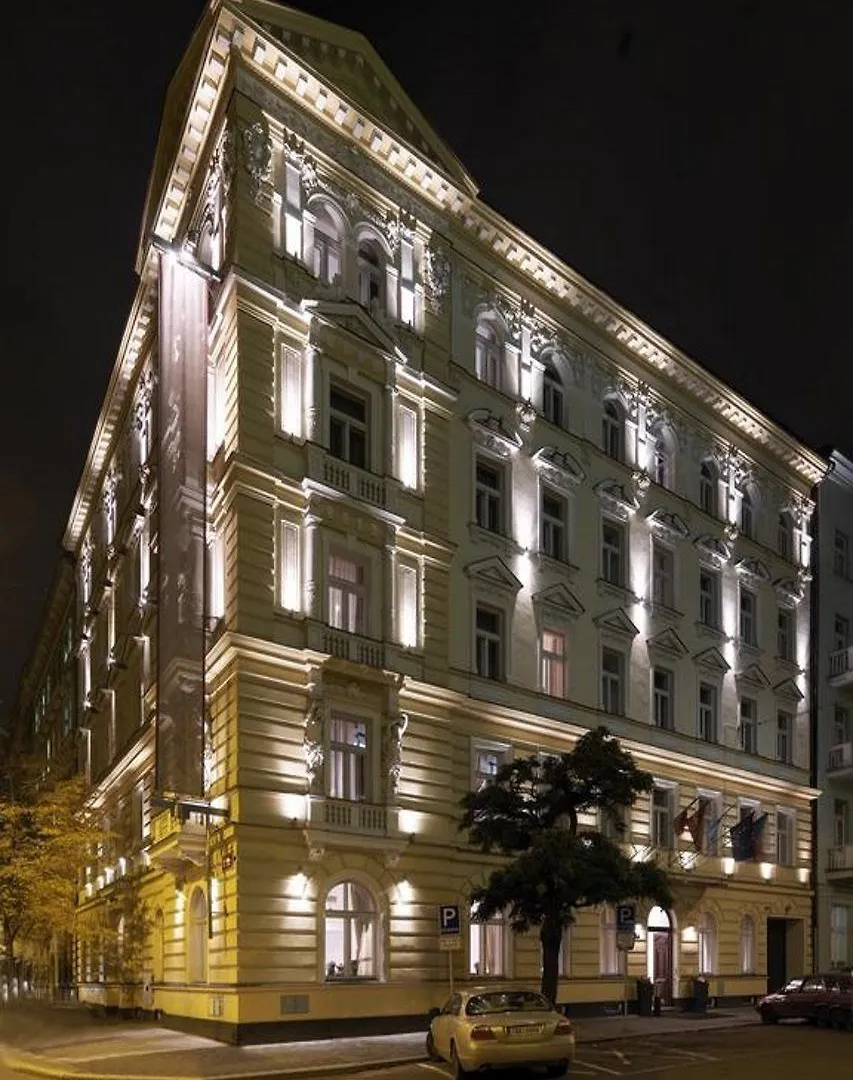 Hotel Assenzio Praga 4*,